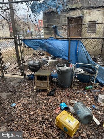 2402 N COLORADO ST, Philadelphia, PA 19132