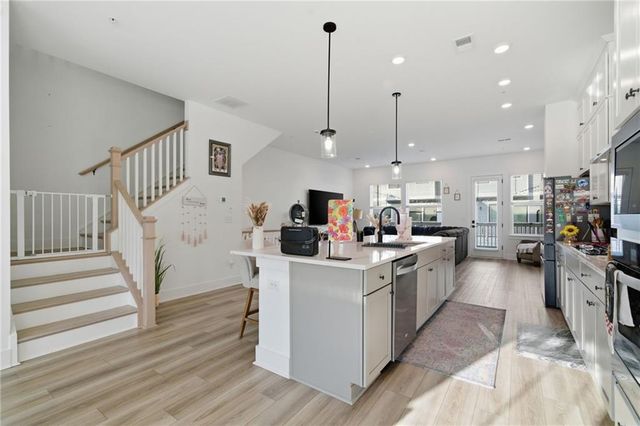 375 Walker Avenue 116, Alpharetta, GA 30076