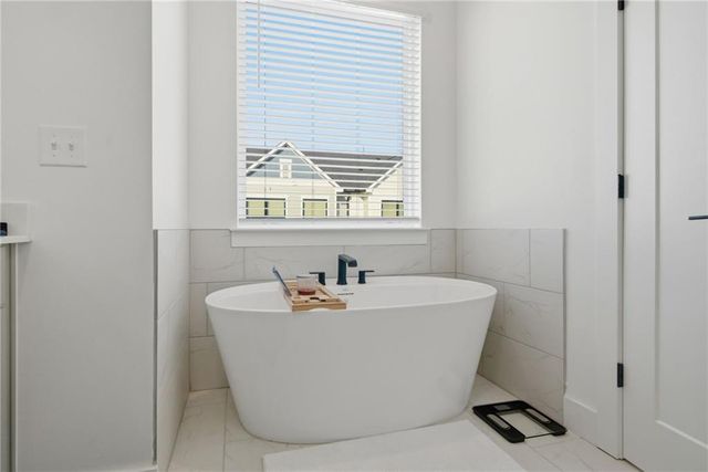 375 Walker Avenue 116, Alpharetta, GA 30076