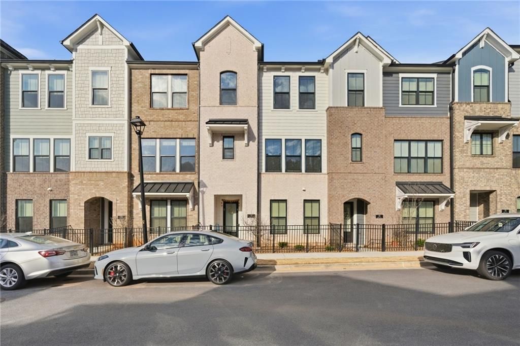 375 Walker Avenue 116, Alpharetta, GA 30076