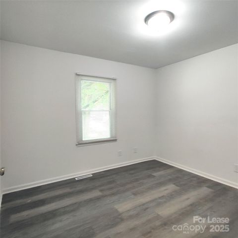 2220 Yorkhills Drive 4, Charlotte, NC 28217