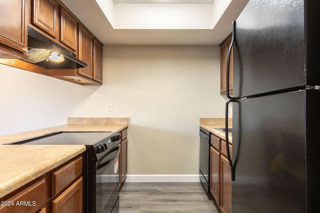 1402 E Guadalupe Road 211, Tempe, AZ 85283