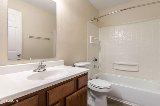 1402 E Guadalupe Road 211, Tempe, AZ 85283