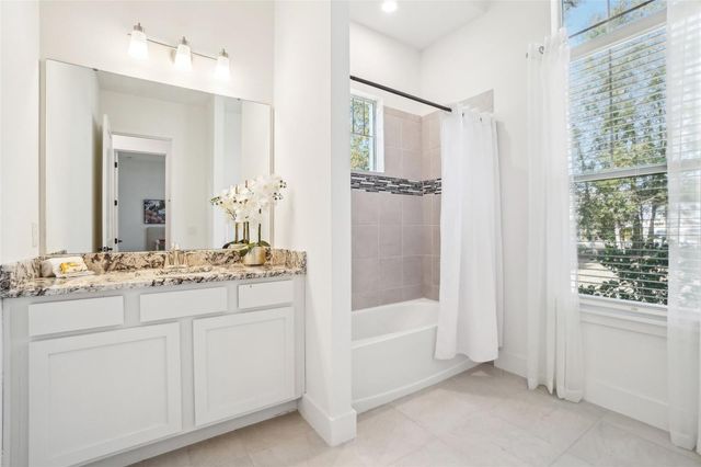 475 W MAIN STREET, Lake Helen, FL 32744