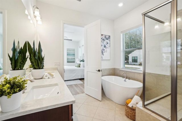 475 W MAIN STREET, Lake Helen, FL 32744