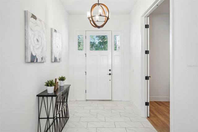 475 W MAIN STREET, Lake Helen, FL 32744