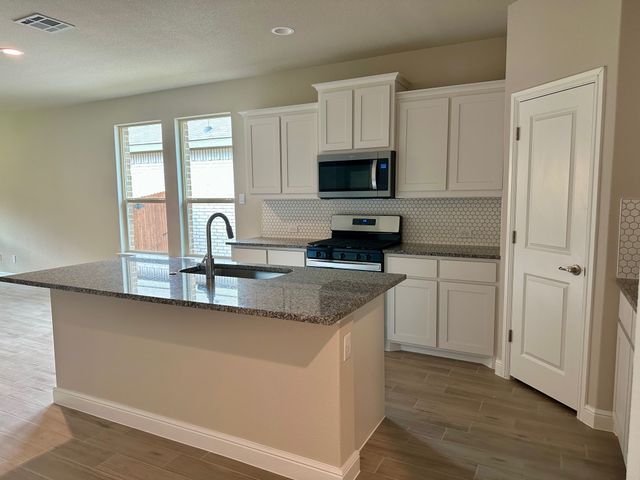 11505 Adare Drive, Fort Worth, TX 76052