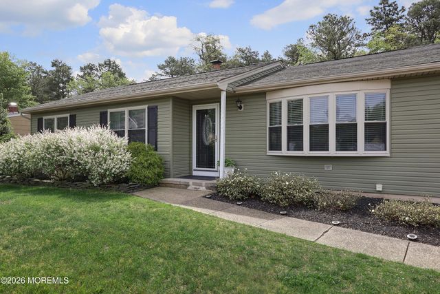 900 1st Avenue, Toms River, NJ 08757