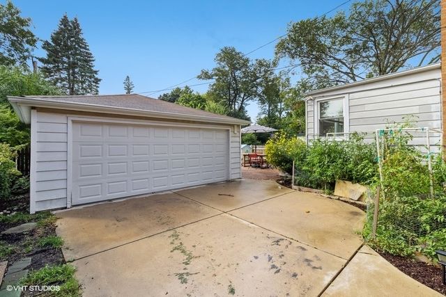 919 BELLEFORTE Avenue, Oak Park, IL 60302