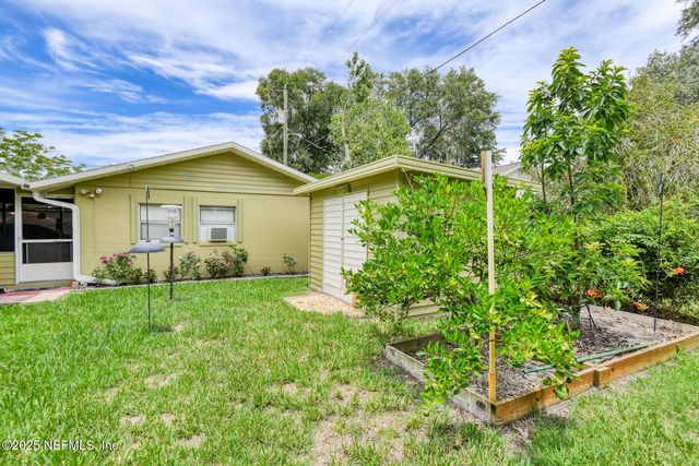 110 SHAFFER Avenue, Crescent City, FL 32112