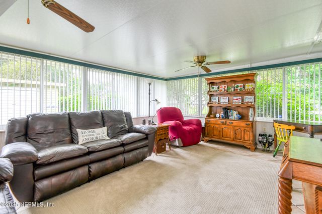 110 SHAFFER Avenue, Crescent City, FL 32112