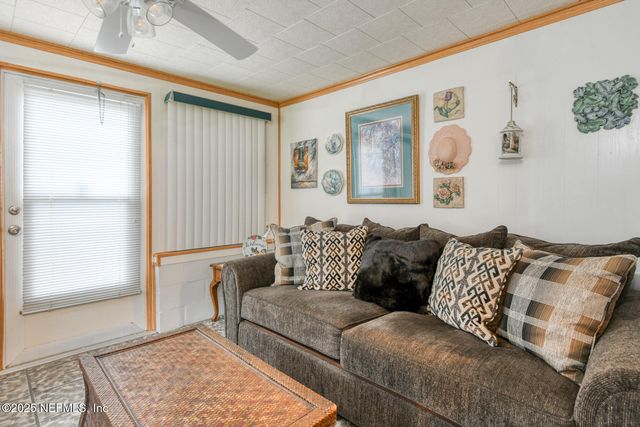 110 SHAFFER Avenue, Crescent City, FL 32112