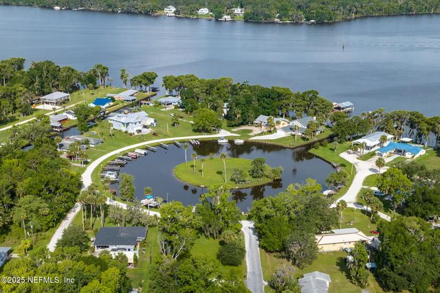 110 SHAFFER Avenue, Crescent City, FL 32112
