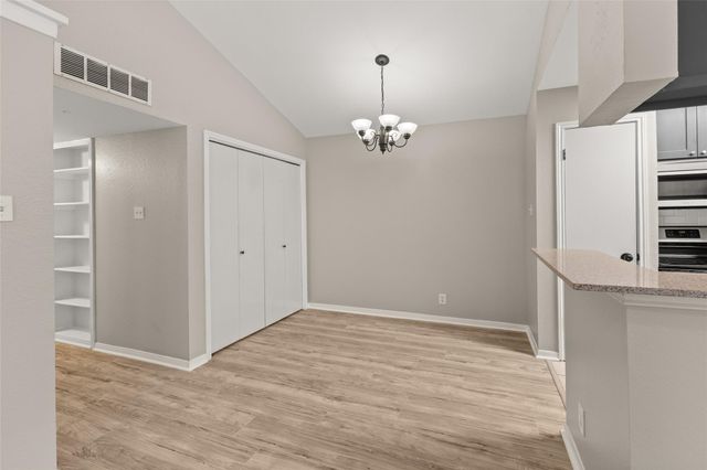 1601 Faro DR 1502, Austin, TX 78741