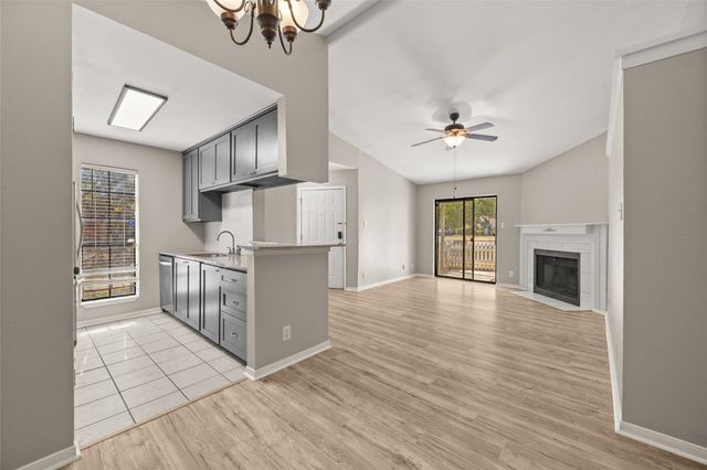 1601 Faro DR 1502, Austin, TX 78741