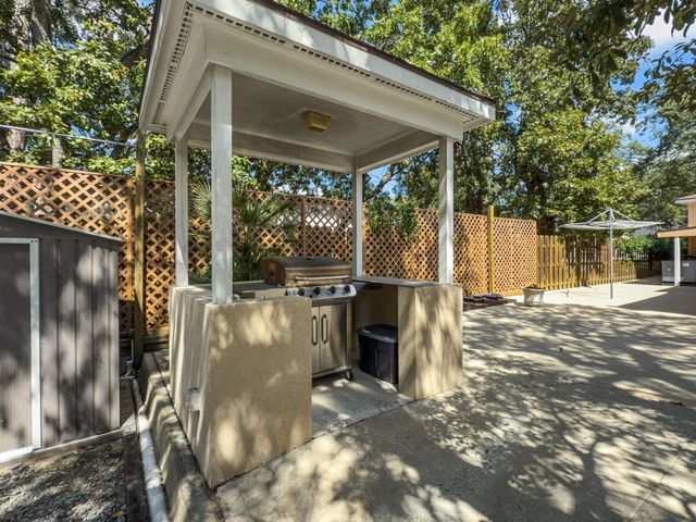 413 30th Ave. N, Myrtle Beach, SC 29577