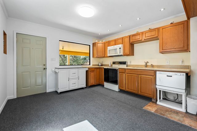 413 30th Ave. N, Myrtle Beach, SC 29577