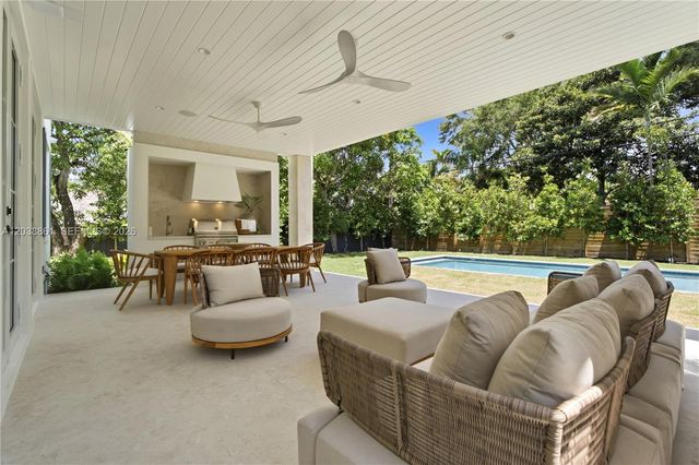 6751 SW 76th Terrace, South Miami, FL 33143