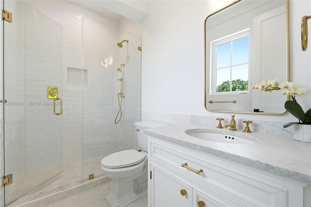 6751 SW 76th Terrace, South Miami, FL 33143