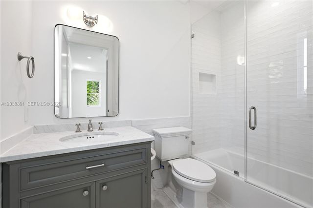 6751 SW 76th Terrace, South Miami, FL 33143
