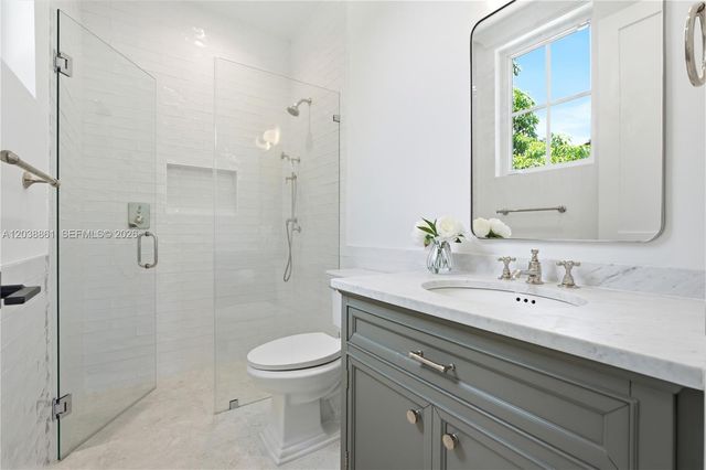 6751 SW 76th Terrace, South Miami, FL 33143