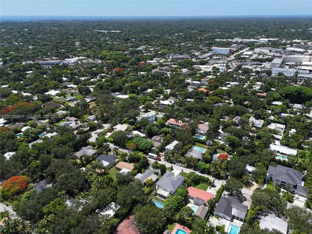 6751 SW 76th Terrace, South Miami, FL 33143