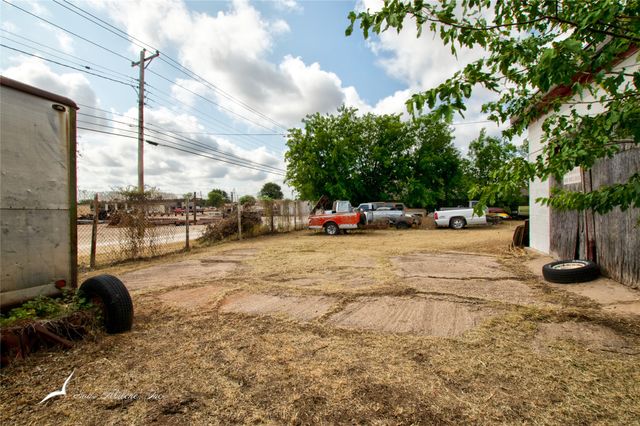 1433 Pine Street, Abilene, TX 79601
