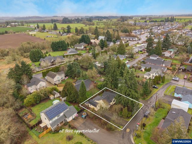 336 N 5th St, Carlton, OR 97111