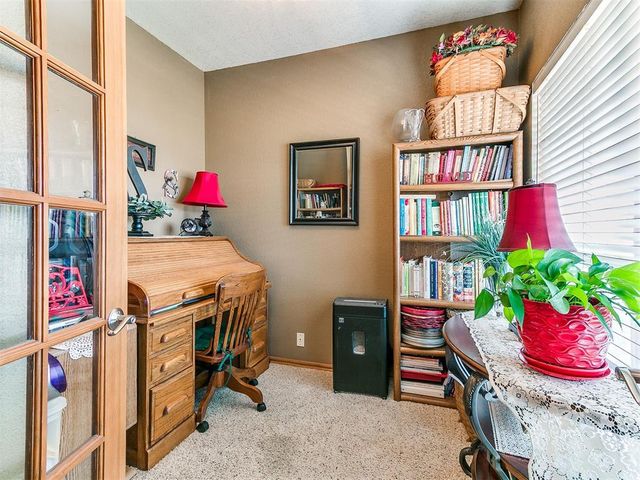 5401 Castle Ridge Drive, Mustang, OK 73064