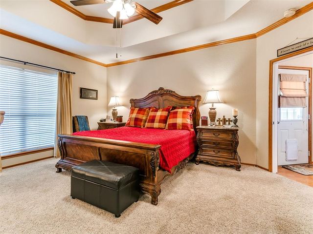5401 Castle Ridge Drive, Mustang, OK 73064
