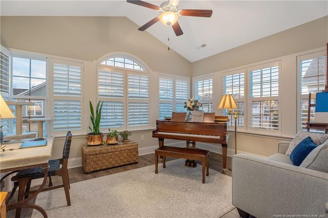 176 Nandina Court, Fayetteville, NC 28311