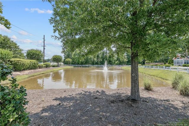 176 Nandina Court, Fayetteville, NC 28311