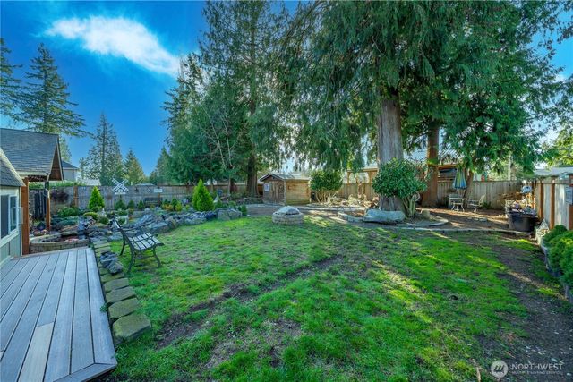 5339 S Island Drive E, Bonney Lake, WA 98391