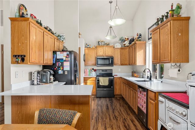 5339 S Island Drive E, Bonney Lake, WA 98391