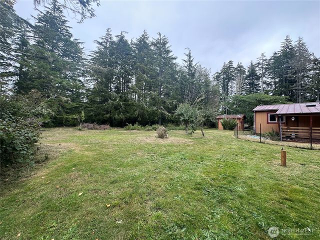 2915 217th St, Ocean Park, WA 98640