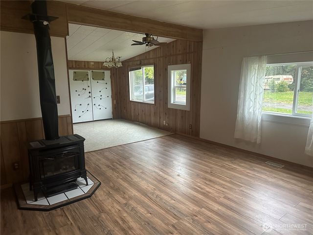 2915 217th St, Ocean Park, WA 98640