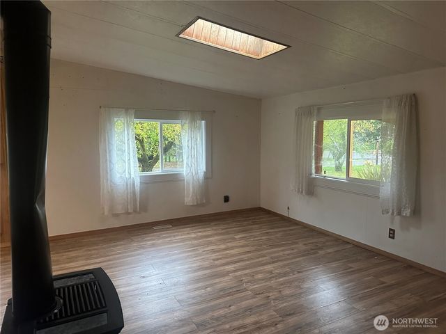 2915 217th St, Ocean Park, WA 98640