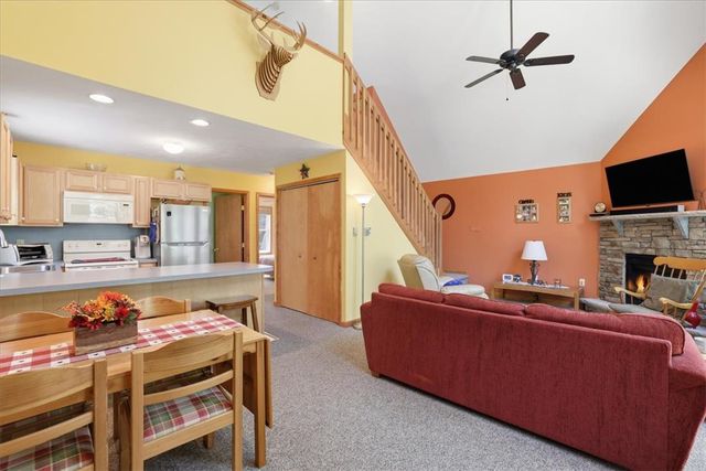 82 Timberlane Drive, Kidder Twp, PA 18210