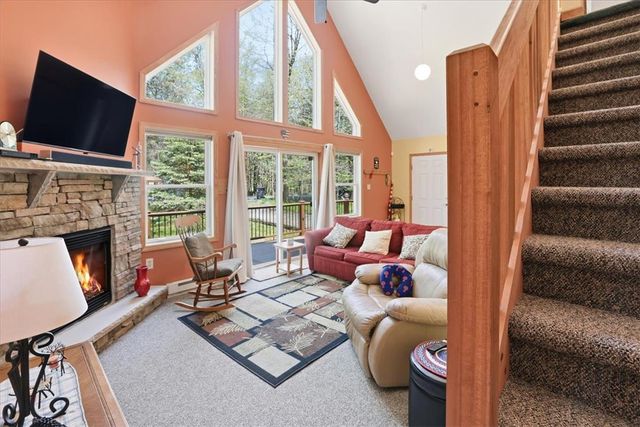 82 Timberlane Drive, Kidder Twp, PA 18210