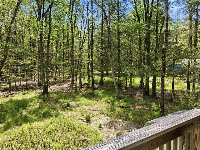 82 Timberlane Drive, Kidder Twp, PA 18210