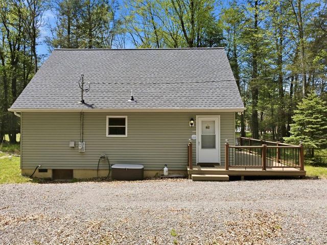 82 Timberlane Drive, Kidder Twp, PA 18210