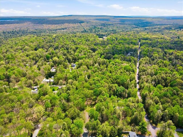 82 Timberlane Drive, Kidder Twp, PA 18210