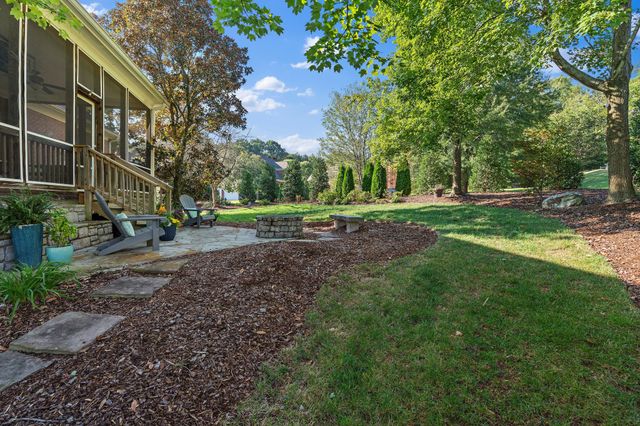 330 Fountainbrooke Dr, Brentwood, TN 37027