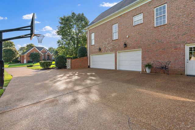 330 Fountainbrooke Dr, Brentwood, TN 37027