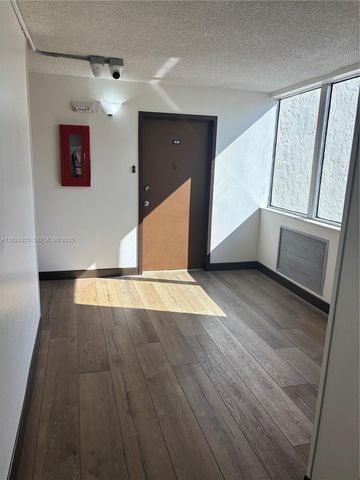 14250 SW 62nd St 520, Miami, FL 33183