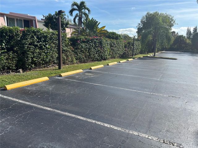 14250 SW 62nd St 520, Miami, FL 33183