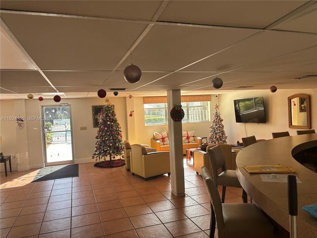 14250 SW 62nd St 520, Miami, FL 33183