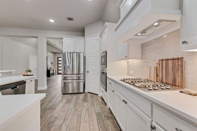 961 Canterbury Lane, Forney, TX 75126
