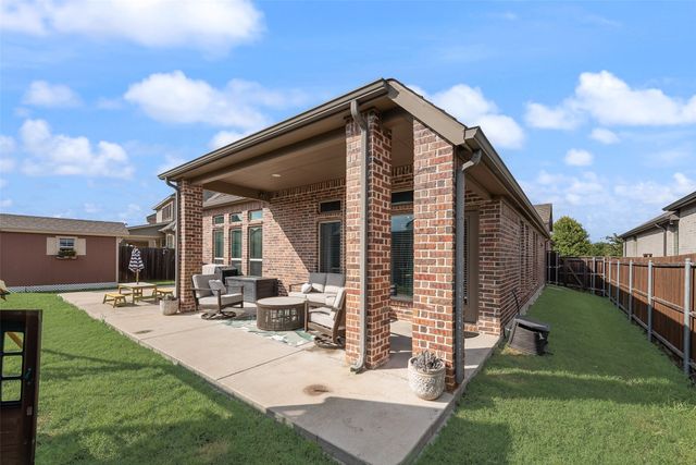 961 Canterbury Lane, Forney, TX 75126