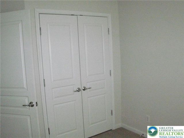 8531 Putnam Court, Upper Macungie Twp, PA 18031